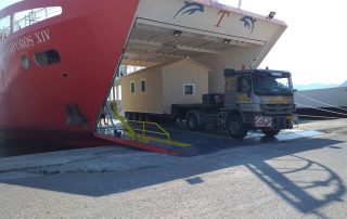 Συγκρότημα ενοικιαζόμενων διώροφων ανεξάρτητων κατοικιών στην ΛΕΥΚΑΔΑ